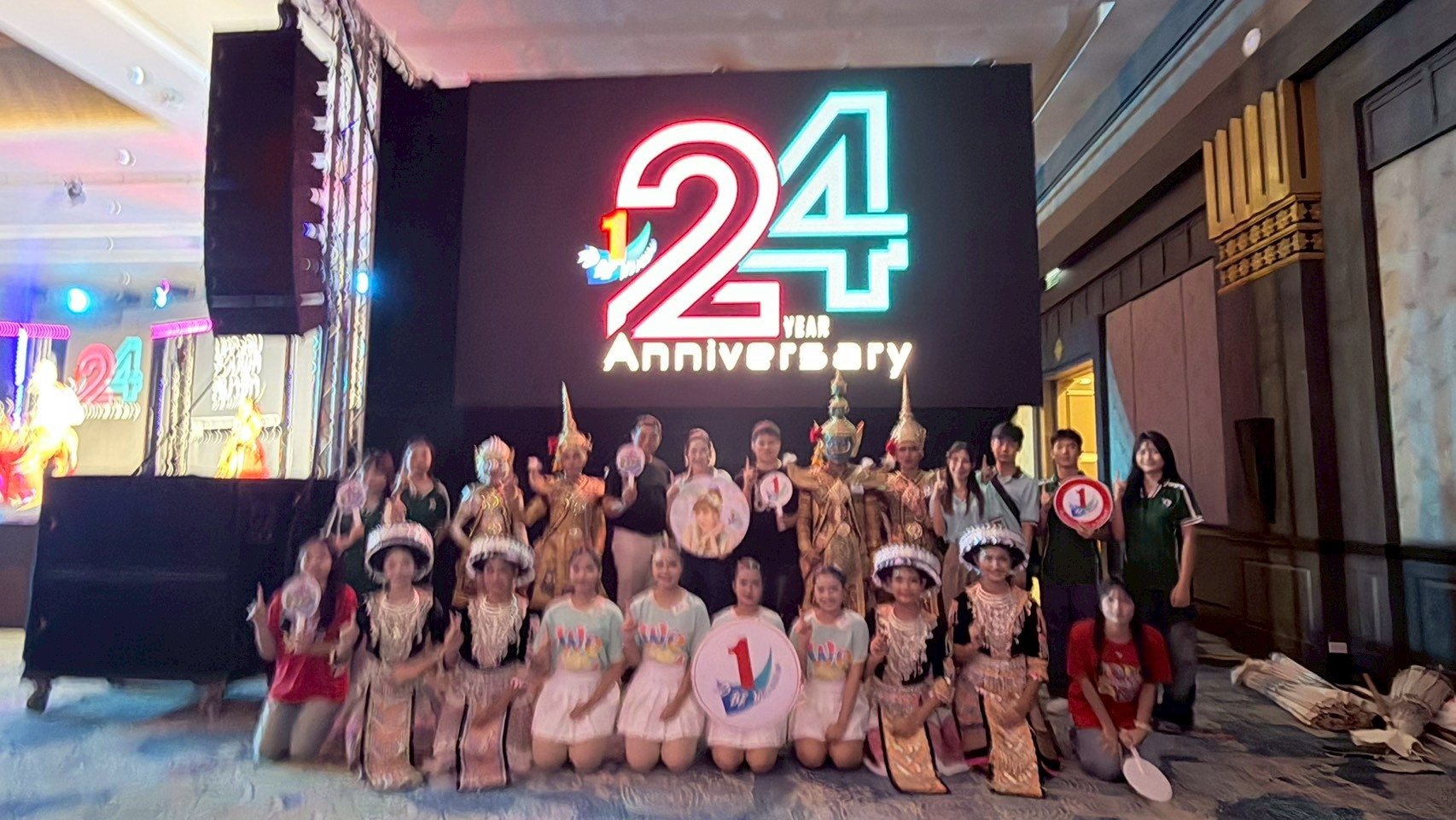 โรงเรียนเทศบาล ๑ กิตติขจร นำตัวแทนนักเรียนเข้าร่วมการประกวดการแสดงสรุปผลการดำเนินงานโครงการ TO BE NUMBER ONE ประจำปี ๒๕๖๙ ระดับประเทศ ในงานมหกรรมรวมพลสมาชิก TO BE NUMBER ONE ประจำปี ๒๕๖๙