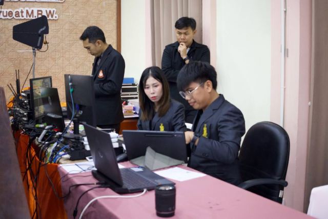 ภาพกิจกรรมที่ 49 จาก 50