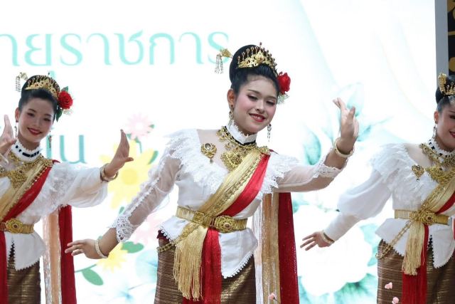ภาพกิจกรรมที่ 1 จาก 42