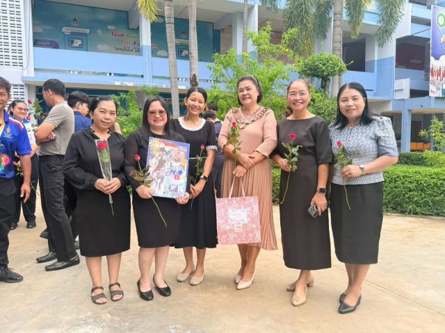 ภาพกิจกรรมที่ 9 จาก 50