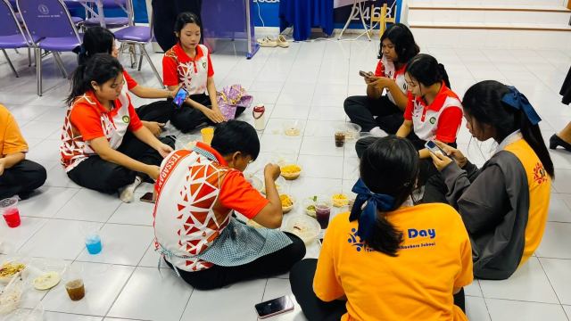 ภาพกิจกรรมที่ 5 จาก 25